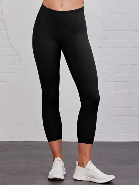 Sculptive Legging