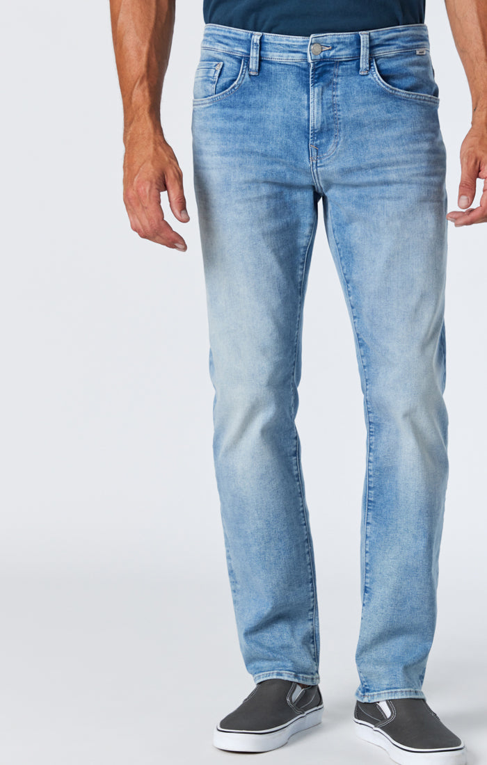 Zach Light Foggy Blue