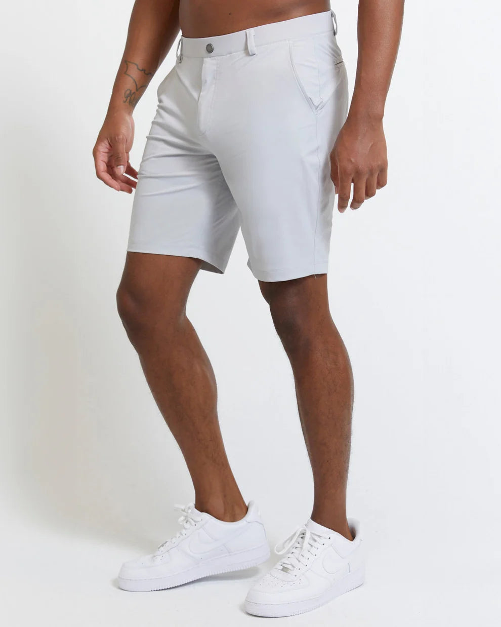 Hanover Pull On Short 9 in Inseam
